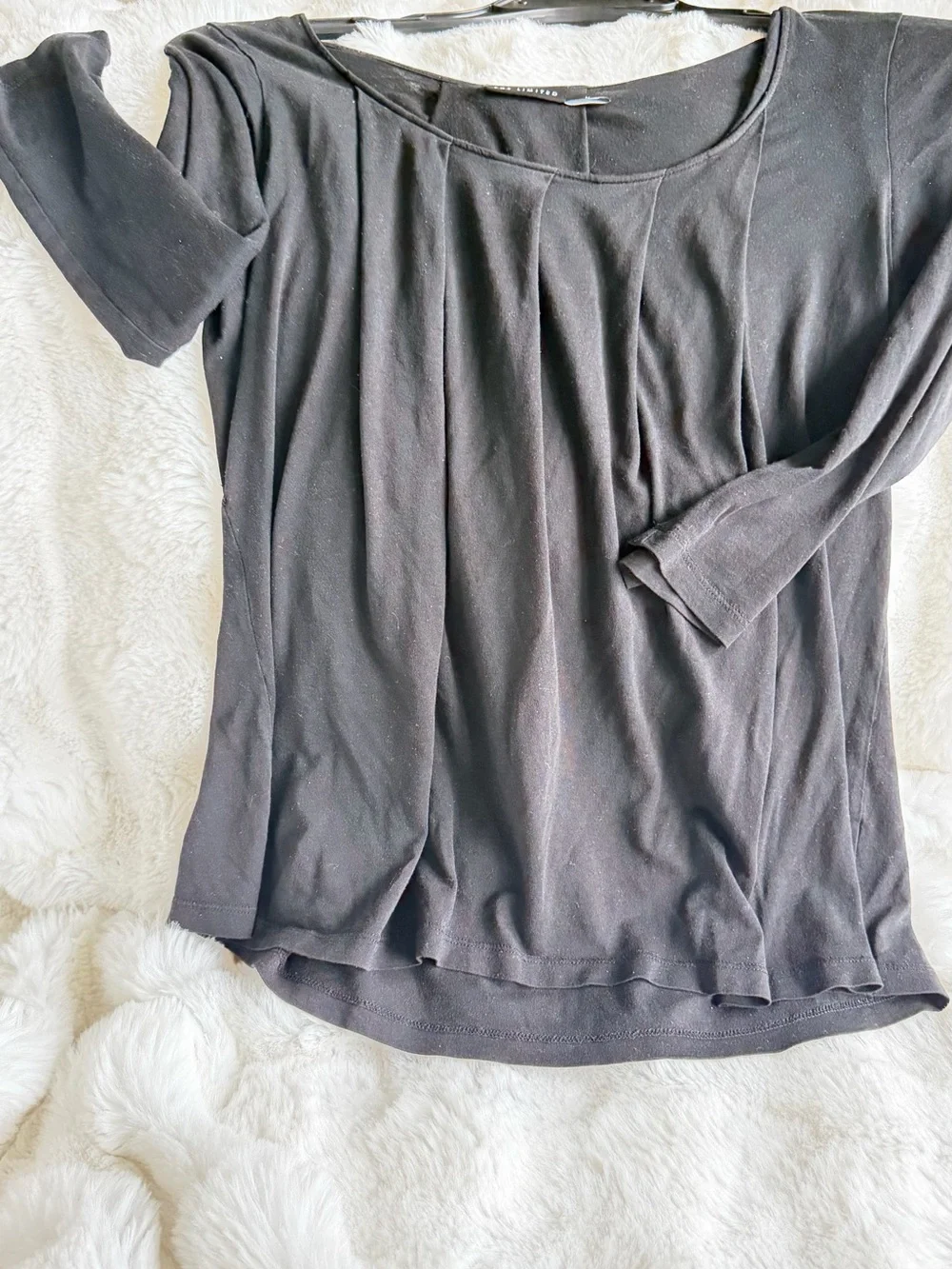 The Limited Women's Black Scoop Neck 3/4 Sleeve Top Size Medium